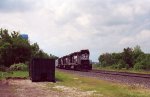 NS 5199 leads a northbound train